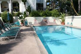 The property is located 2 km from the centre of santa barbara and a couple of minutes' drive from university of california. Franciscan Inn Franciscaninn Twitter