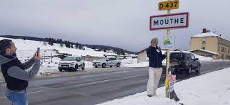 A oïmiakon, un village sibérien, le froid est un compagnon auquel les habitants sont habitués. Doubs Savez Vous Pourquoi Mouthe N Est Peut Etre Pas Le Village Le Plus Froid De France