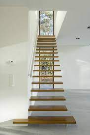 Escalier Moderne 34 Modeles Qui Impressionnent Modern Stairs Staircase Design Building Stairs