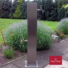 Aufbauweise Wasserzapfsaulen Aus Edelstahl Cortenstahl Und Aluminium Pulverlack Beschichtet In 2020 Wasserzapfsaule Cortenstahl Wasserzapfsaule Garten