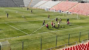 Official twitter page of orlando pirates football club ⭐ #oncealways. Orlando Pirates Training At Orlando Pirates Supporters Facebook