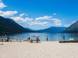Leavenworth is situated on the east side of the cascade mountains in north central washington state. Explore Lake Wenatchee Plain Wa
