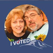 If γου can't tip your Server... Don't go out to eat Your Bill $107.53 Move  decimal over one =$10.75 Then times it by 3 =$32.75 Final  FinalTotal=$139.7S Γα -#139.75