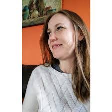 Stephanie Tank's Instagram, Twitter & Facebook