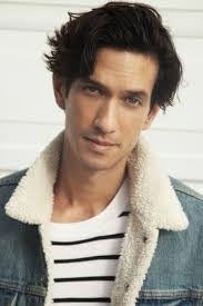 Andrew Grady's Instagram, Twitter & Facebook