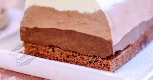 Buche De Noel Aux Trois Chocolats Recette Dessert Noel Buche De Noel Recette Facile Buche De Noel