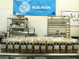 Things to do in lake oswego, oregon: Blue Moon Bakery Local On Button