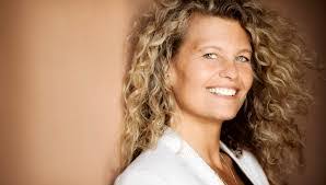 Eve Hogan's Instagram, Twitter & Facebook