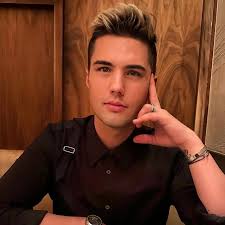 Interview with Singer, Songwriter and Label Founder, Blake Tinsley