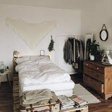 Pinterest minimalist bedroom pinterest room decor ideas. Pin On Minimalist Bedroom