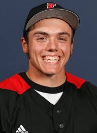 Ethan Bloom's Instagram, Twitter & Facebook