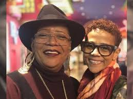 Marsha Warfield's Instagram, Twitter & Facebook