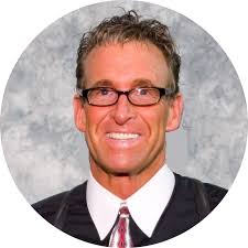 Robin Kasten's Instagram, Twitter & Facebook