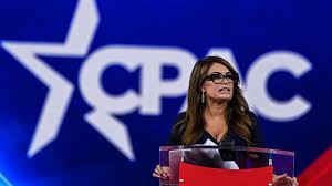 Guilfoyle sprach zu donald trumps anhängern, bevor es zum sturm aufs kapitol kam. Jan 6 Panel Questions Donald Trump Jr S Fiancee Gop Fundraiser Kimberly Guilfoyle Abc News