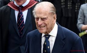 Prens harry'nin ünlü dizi yıldızı megan markle ile evlenmesi, bir diğer. Ingiltere Kralicesi 2 Elizabeth In Esi Prens Philip Hayatini Kaybetti