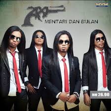 Lagu ini ada dalam album ikrarku janjiku yang dirilis pada tahun 1997 dibawah naungan label mvm production. Andai Dapat Ku Undurkan Masa Download Lagu