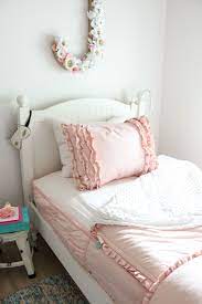 Girls Shared Bedroom Why We Love Our Blush Pink Ruffle Bedding From Beddy S Shared Girls Bedroom Shared Girls Room Bed For Girls Room