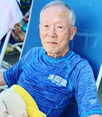 You know it's hot when we can get Grandpa Han in the pool…