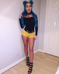 12 1 Mil Me Gusta 77 Comentarios Helen Briggs Bleubriggs En Instagram Short Dresses Fashion Blue Hair