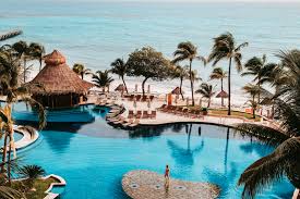 Kayak searches hundreds of travel sites to help you find and book the resort that suits you best. Where To Stay In Cancun Mexico Rutas Y Rutinas