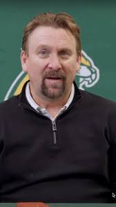 @NMUHockey's video Tweet