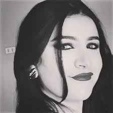 معبد أبو عودة🌄 على مسافة أميال قليلة جنوبى معبد أبو سمبل يوجد صخرة بارزة  ترتفع من النهر على الضفة الشرقية نحت فيها معبد أبو عودة الصخرى الذى يسمى  أحيانا معبد جبل عدا.