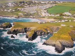 Treyarnon Bay Camping And Caravan Site Cornwall On Pitchup Com Caravan Site Great Places Bay