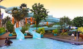 Jember merupakan salah satu wilayah yang ada di provinsi jawa timur bagian timur. Jam Buka Kolam Renang Kebon Agung Jember Tiket Wisata Kebun Agung Jember Nama Wisatanya Adalah Lokasi Pemandian Ini Berada Di Kebon Agung Kaliwates Jember Afif Hutagalung