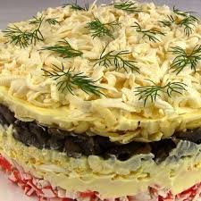 салаты из крабовых палочек рецепты с фото простые и вкусные Nerealno Vkusnyj Krabovyj Salat Zvanyj Uzhin Prostye Recepty Pitanie Recepty Vkusnyashki