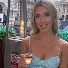 Abbie Morris (@abbiemorris19)