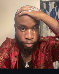 Artist Bio 🎨✨ Kat is an Afro-Indigenous multidisciplinary artist whose  work weaves together visual storytelling, ritual performance, sound,  poetry, and embodied movement to create immersive, soul-centered art  experiences. Rather than working in