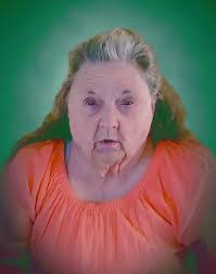 Shawna Hatfield's Instagram, Twitter & Facebook