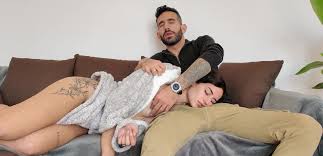 UNBELIEVABLE! How Could He Do That to His StepMom!? Perv StepSon Risky  Unexpected Oral Creampie - Deviants.com