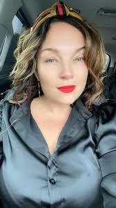 Katharina Thomas-Waldmann (@realestatewithkate) • Instagram-Fotos und  -Videos