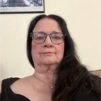 Georgia Gross's Instagram, Twitter & Facebook