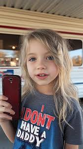 Humorous life progression of a woman from Denver, Colorado