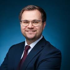 Christian Knoblauch's Instagram, Twitter & Facebook