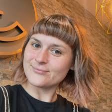 Kay Eldred hairdressing