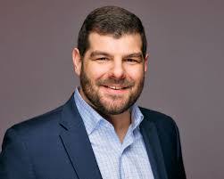 Eric Mosley's Instagram, Twitter & Facebook