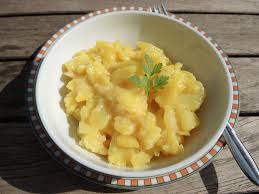 Schwabischer Kartoffelsalat Aus Der Sansibar Chilirosen Kartoffelsalat Schwabischer Kartoffelsalat Kartoffelsalat Mayonnaise