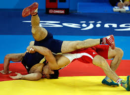 Lucha olimpica este estilo de lucha abarca todo el cuerpo tanto como superior como inferior y se pueden emplar las piernas. Lucha Grecorromana Y Lucha Libre Olimpica Deporte De Combate