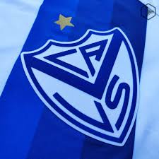 Der club atlético vélez sarsfield ist ein fußballverein aus der argentinischen hauptstadt buenos aires.die größten erfolge des clubs waren der gewinn der copa libertadores und des weltpokals 1994 unter trainer carlos bianchi und mit josé luis chilavert im tor. Review Camiseta Titular Kappa De Velez Sarsfield 2018 19 Marca De Gol