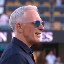 Travis Mott (@Travistar)