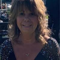 Anne Longley's Instagram, Twitter & Facebook