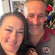 How many head of cattle can be run per acre in South Carolina and how often  to move them to new paddocks?