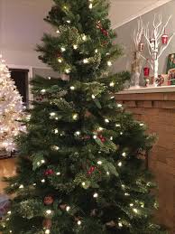 Home heritage 10 foot mahogany pine cashmere quick set prelit artificial christmas tree with clear white lights and metal stand. Gluckstein 7 Prelit Royale Cashmere Christmas Tree Classifieds For Jobs Rentals Cars Furniture And Free Stuff