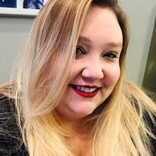 Loving the sparkle in your hair!