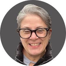 Kirsten Ruesch's Instagram, Twitter & Facebook