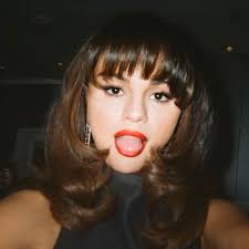 23 new selena gomez short hair. Selena Gomez Worldwide On Twitter Some Of You Are Speculating That These Pictures Are Both From Boyfriend Music Video In Our Opinion If There Will Be Any The 2nd One Could Be