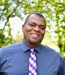 Darryl Milton's Instagram, Twitter & Facebook